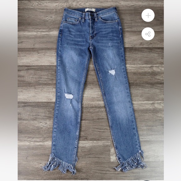 Free People - we the free : Great Heights Frayed Skinny Jeans - Picture 2 of 6